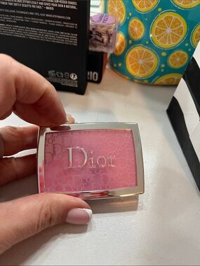 Dior backstage rosy glow “ 001 pink “